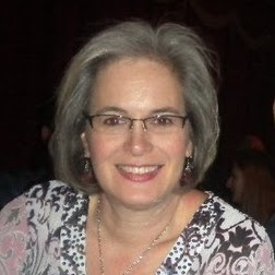 Sandy Dickens Photo 4