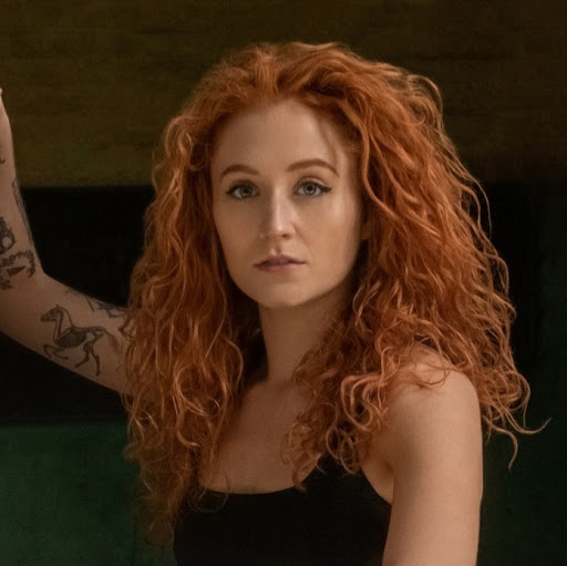 Janet Devlin Photo 10