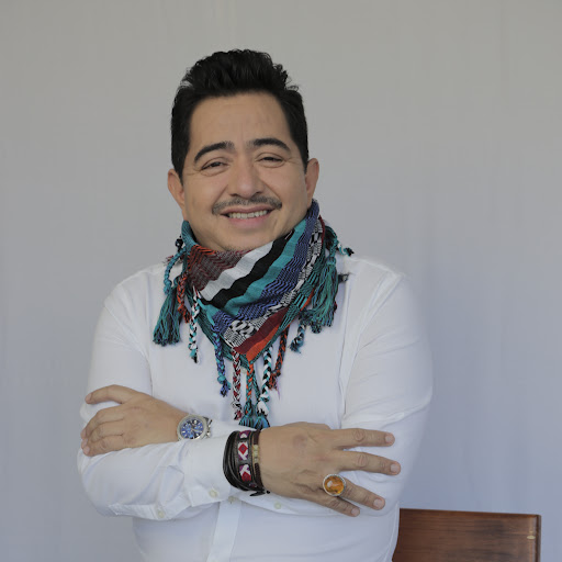 Carlos Macias Photo 8