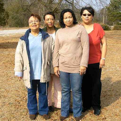 Cynthia Anderson Photo 15