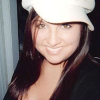 Ella Rowe Photo 8