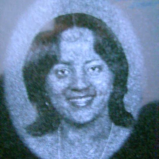 Selina Ford Photo 15
