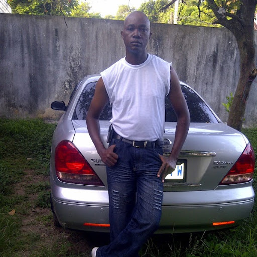 Kingsley Brown Photo 6