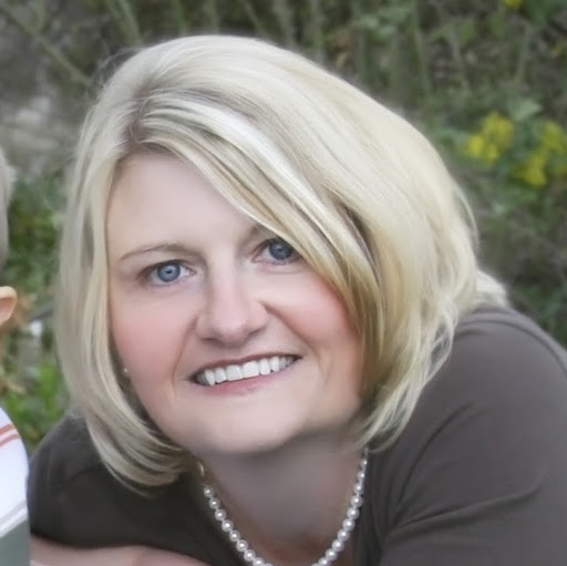 Julie Anderson Photo 30