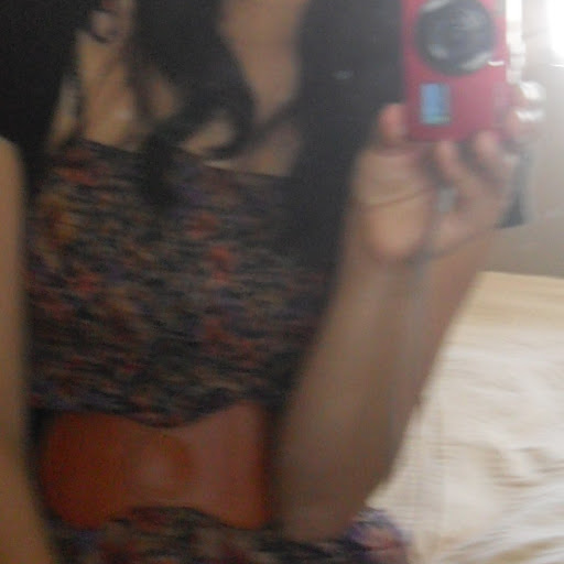 Lydia Moreno Photo 33