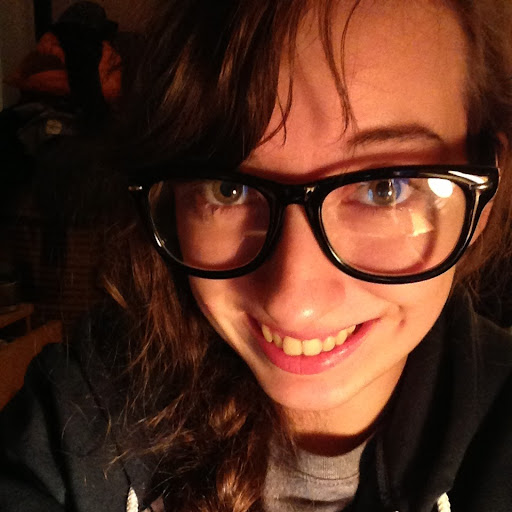 Shannon Farrell Photo 18