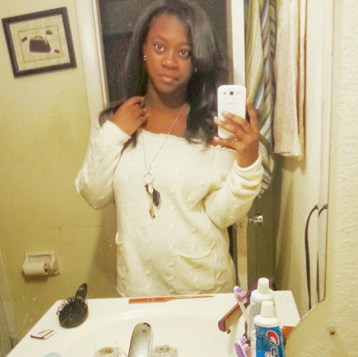Alicia Reece Photo 3