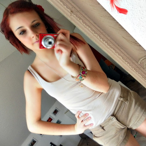 Michelle Becker Photo 17
