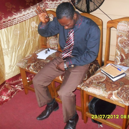 David Aikins Photo 19