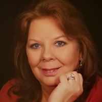 Lynda Locke Photo 12