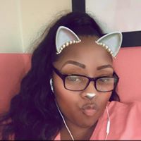 Tenisha Thompson Photo 4