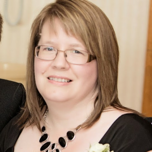 Janet Saunders Photo 39