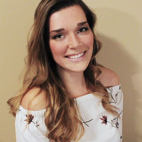 Samantha Hamilton Photo 18