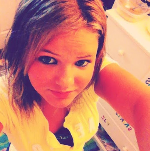 Hannah Tanner Photo 4
