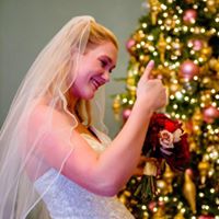 Leah Carlson Photo 39