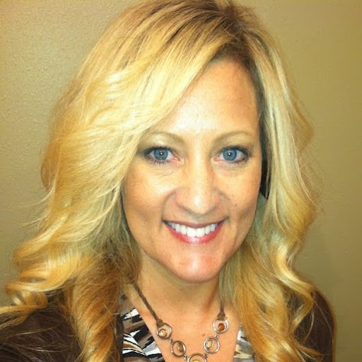 Gina Luke Photo 27
