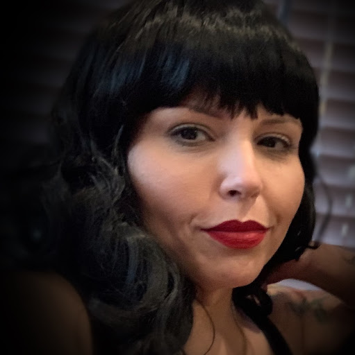 Isabel Perez Photo 11