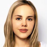 Alicia Burns Photo 24