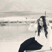 Lindsay Goodrich Photo 5