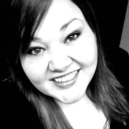 Michelle Wilkes Photo 13