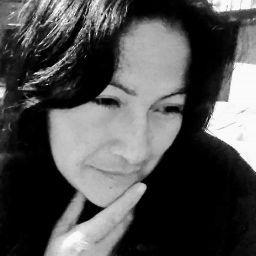 Araceli Martinez Photo 38