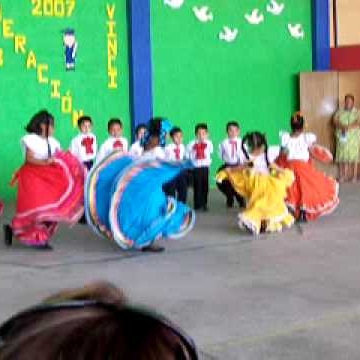 Julie Reyna Photo 32