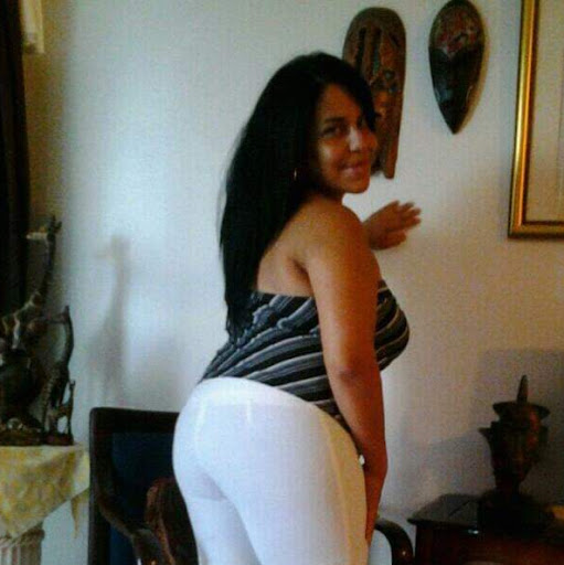 Yesenia Ramirez Photo 6