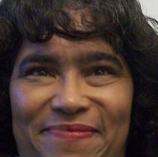 Terri Robinson Photo 24