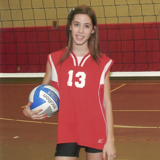 Alyssa Hall Photo 18