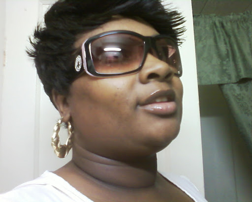 Nora Robinson Photo 39