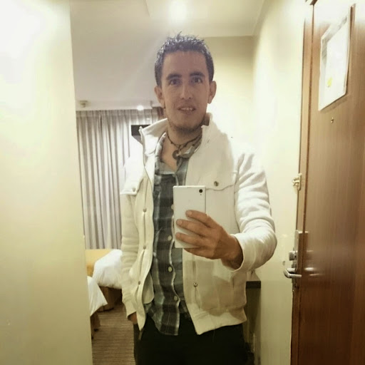 Javier Rojas Photo 9