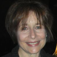 Lori Schechter Photo 4