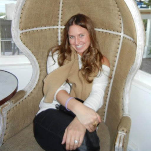 Sarah Howe Photo 14