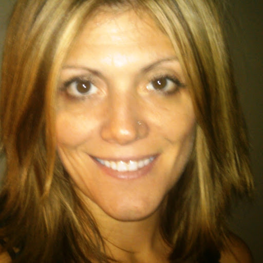 Pamela Lynch Photo 27
