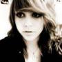 Elizabeth Hilson Photo 11