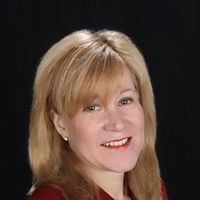 Lisa Levy Photo 8