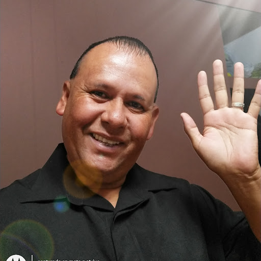 Manuel Jimenez Photo 40