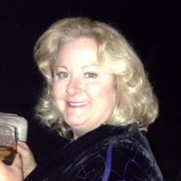 Carmen Thompson Photo 36