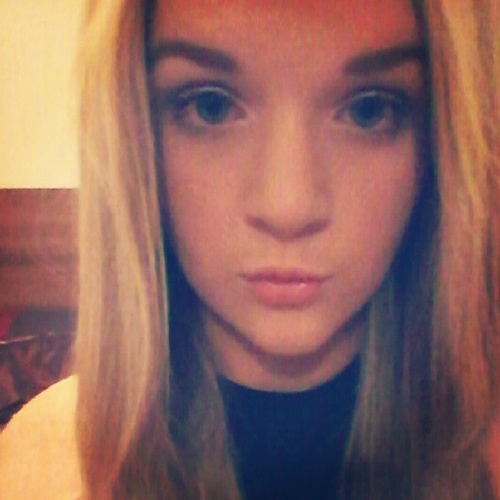 Olivia Parry Photo 4