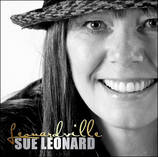 Sue Leonard Photo 35