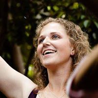 Emily Sharpe Photo 30