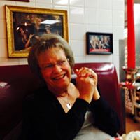 Linda Ebright Photo 12