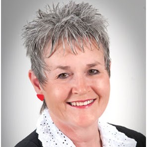 Janet Duncan Photo 21