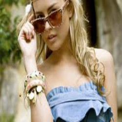 Jennie Baker Photo 38