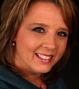 Lisa Garner Photo 4