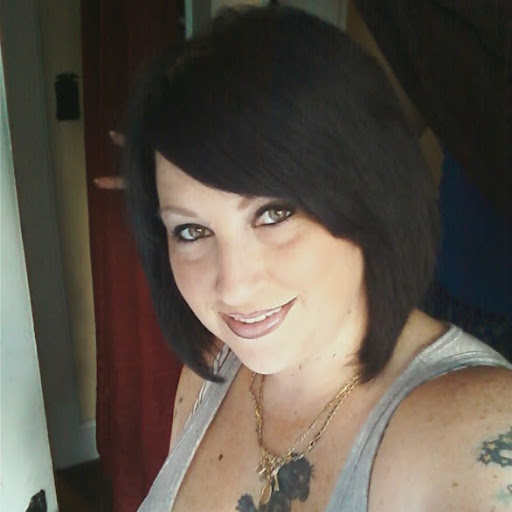 Jennifer Hoyt Photo 31