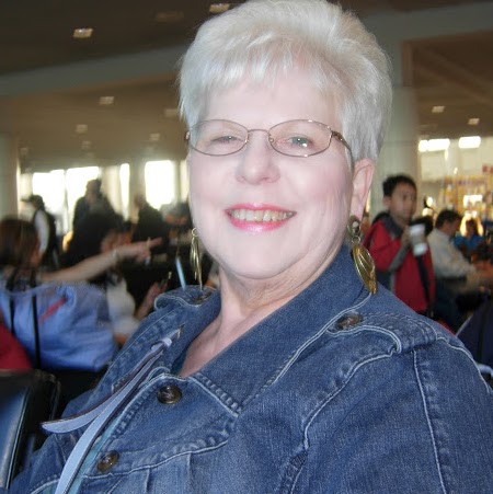 Anne Lucas Photo 40