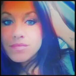 Valerie Perry Photo 7