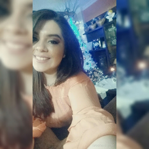 Andrea Delgado Photo 16
