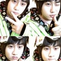 Young Heo Photo 29